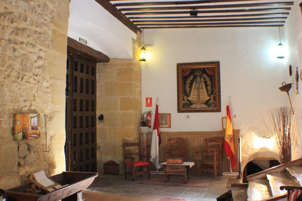 Casa Palacio Conde De Garcinarro Huete Exterior foto